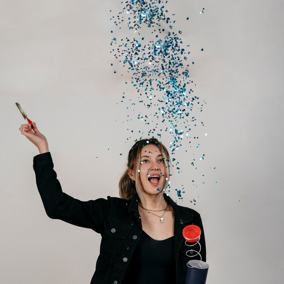 Spring Loaded Glitter Bomb Pranks by DickAtYourDoor