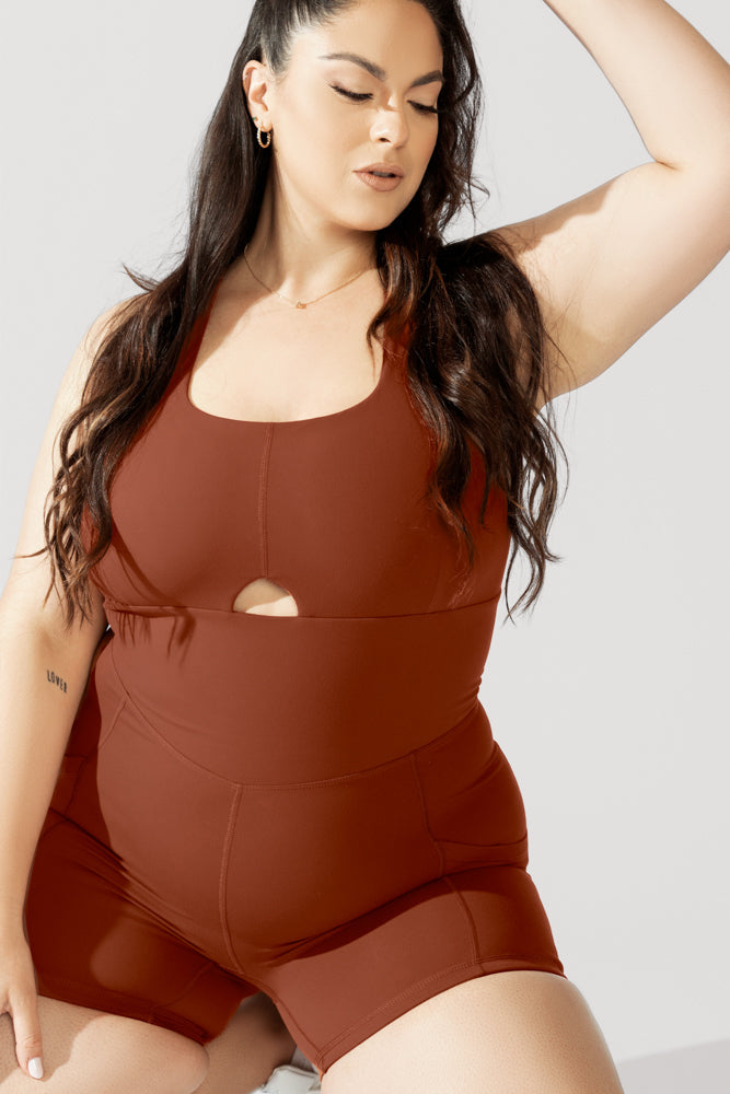 Peekaboo Shortsie - Deep Clay by POPFLEX®